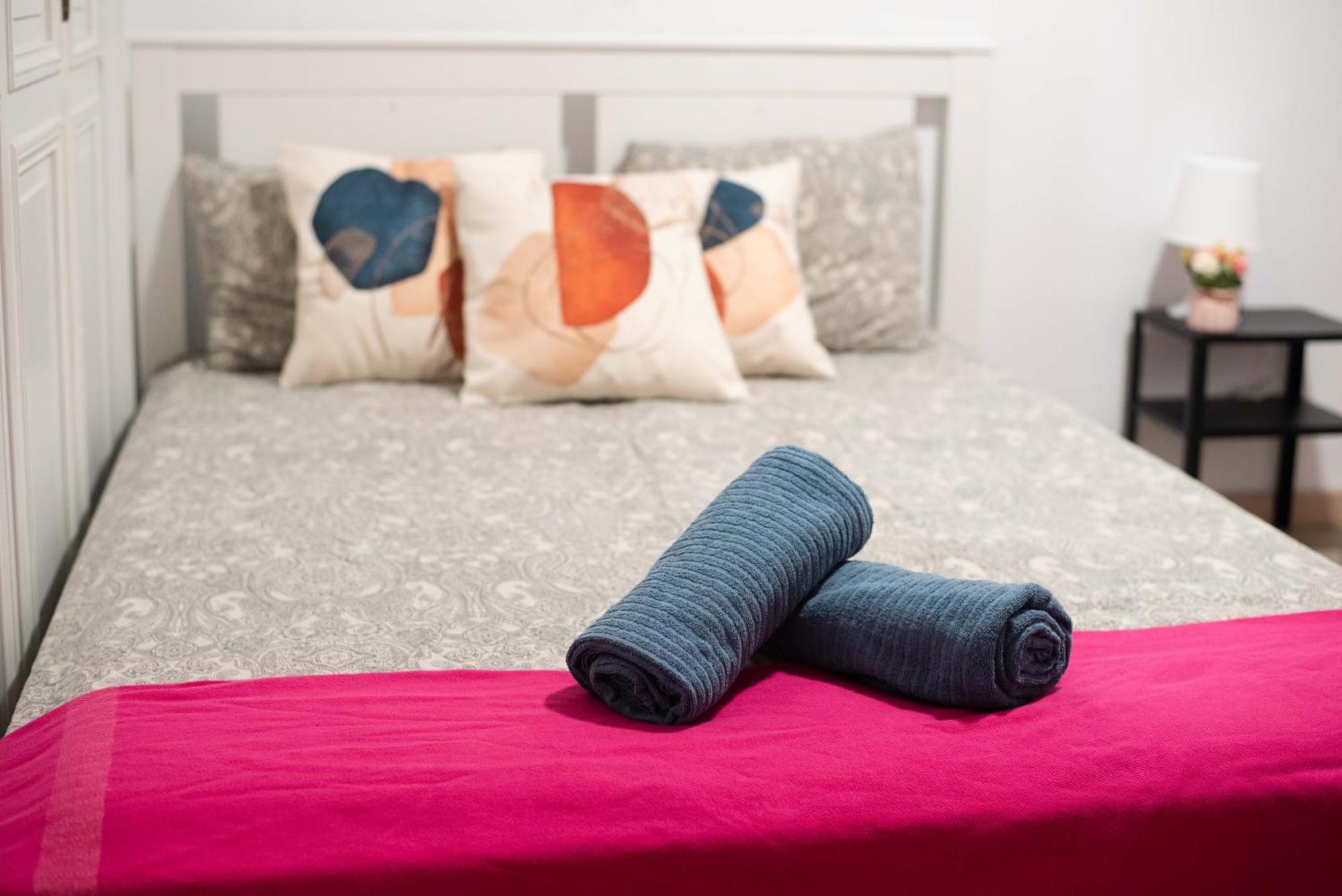 Eixample Private Rooms Barselona Dış mekan fotoğraf
